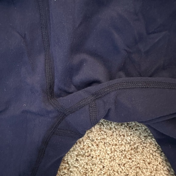 Beyond Yoga Navy Leggings - Picture 3 of 4